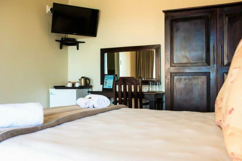 The Tides Inn Bed And Breakfast Ντούρμπαν Εξωτερικό φωτογραφία